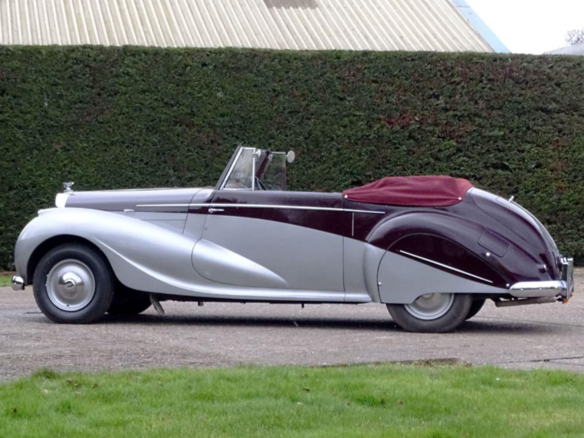 1947 Bentley MK VI Vanden Plas Drophead Coupe - Image 3 of 17