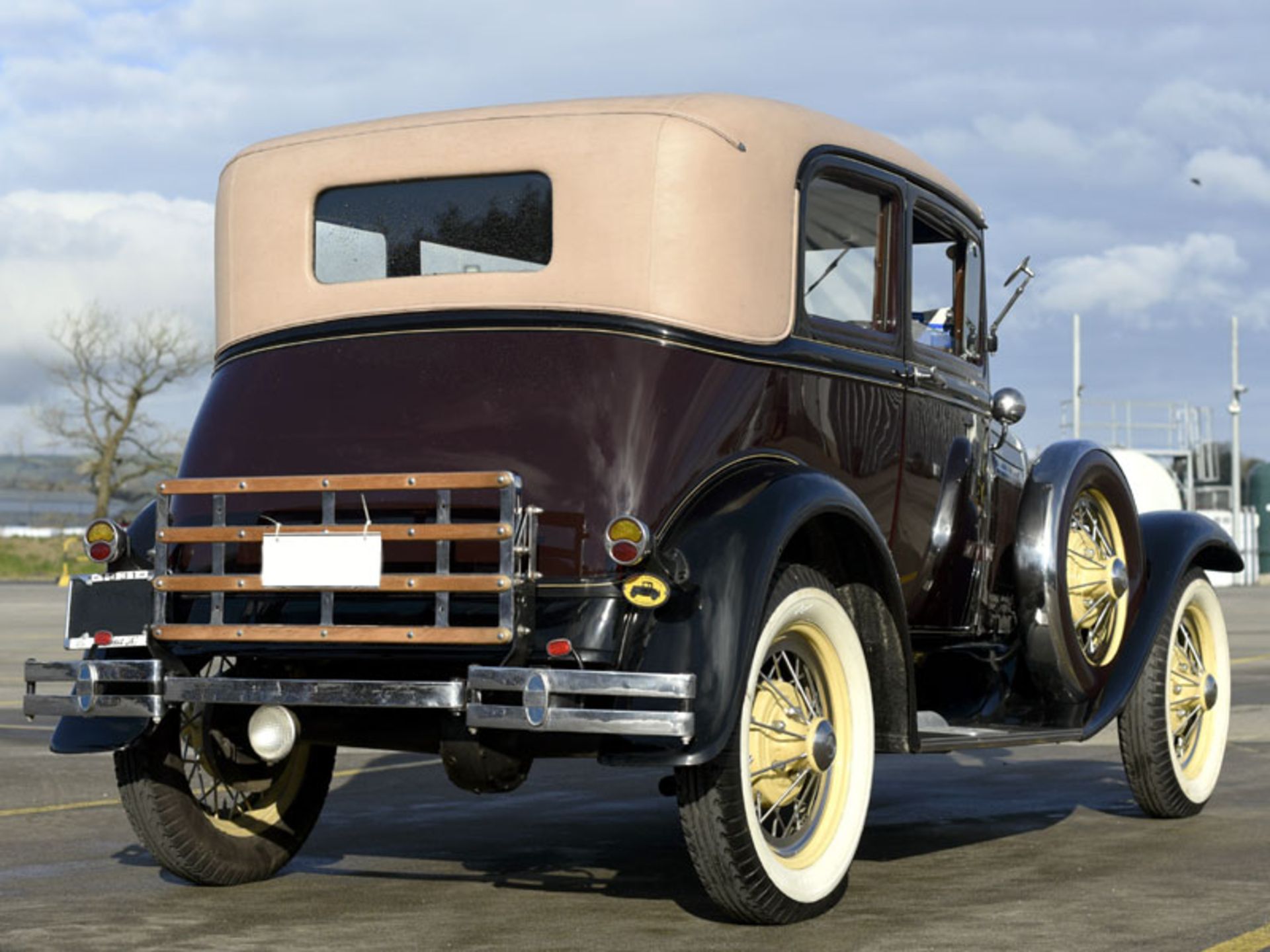 1931 Ford Model A Saloon - Image 4 of 6