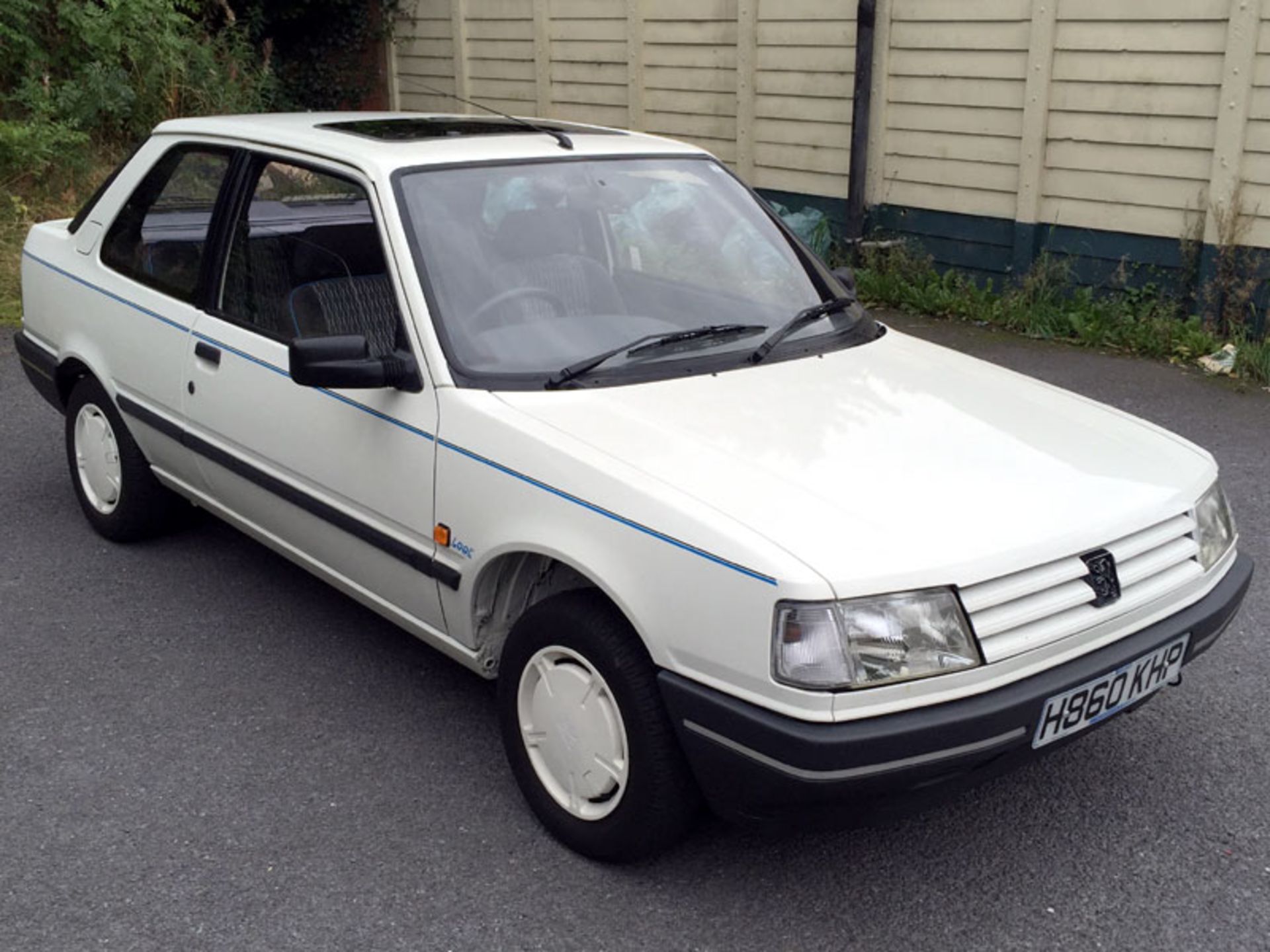 1991 Peugeot 309 Look