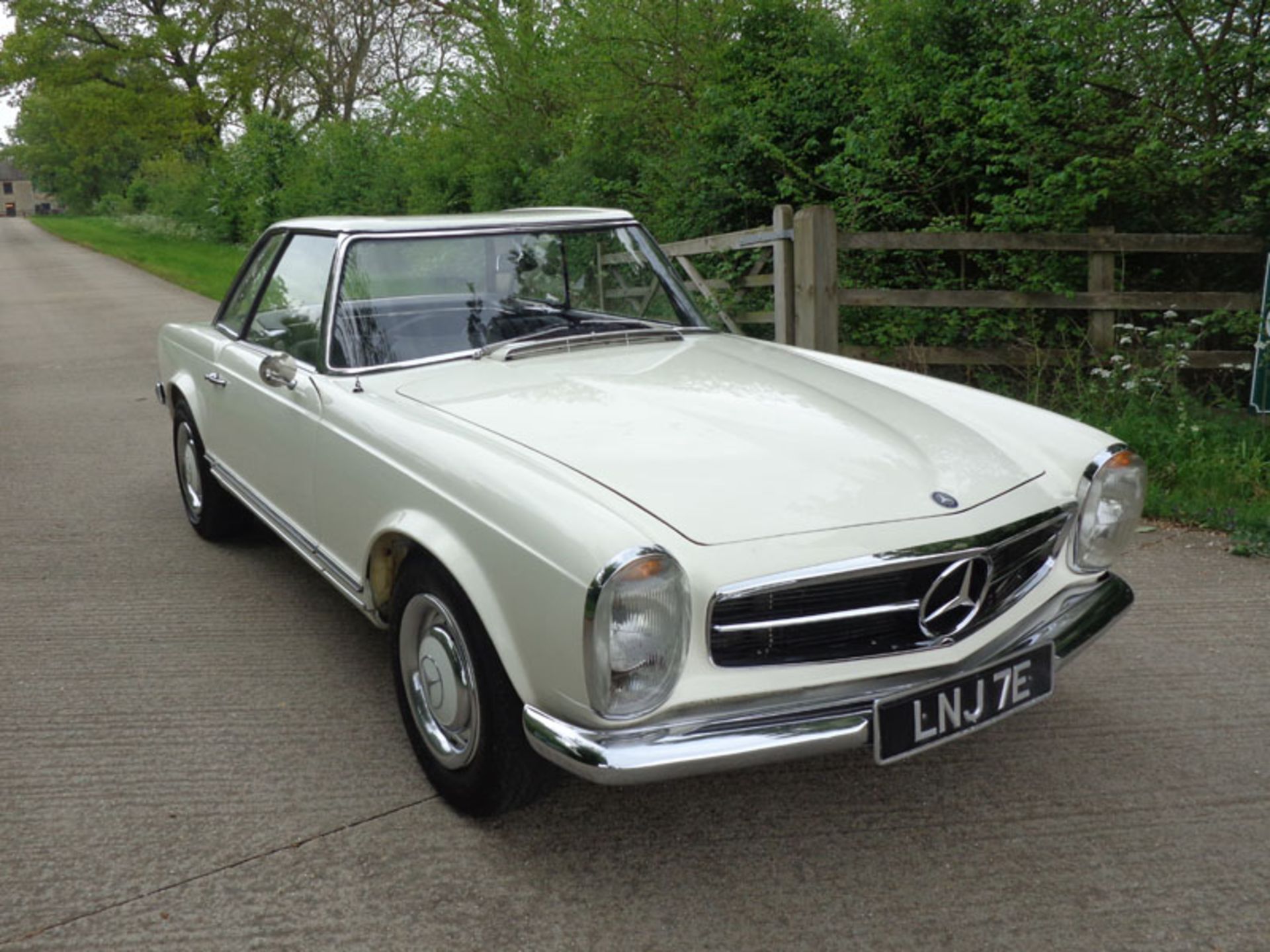 1967 Mercedes-Benz 250 SL