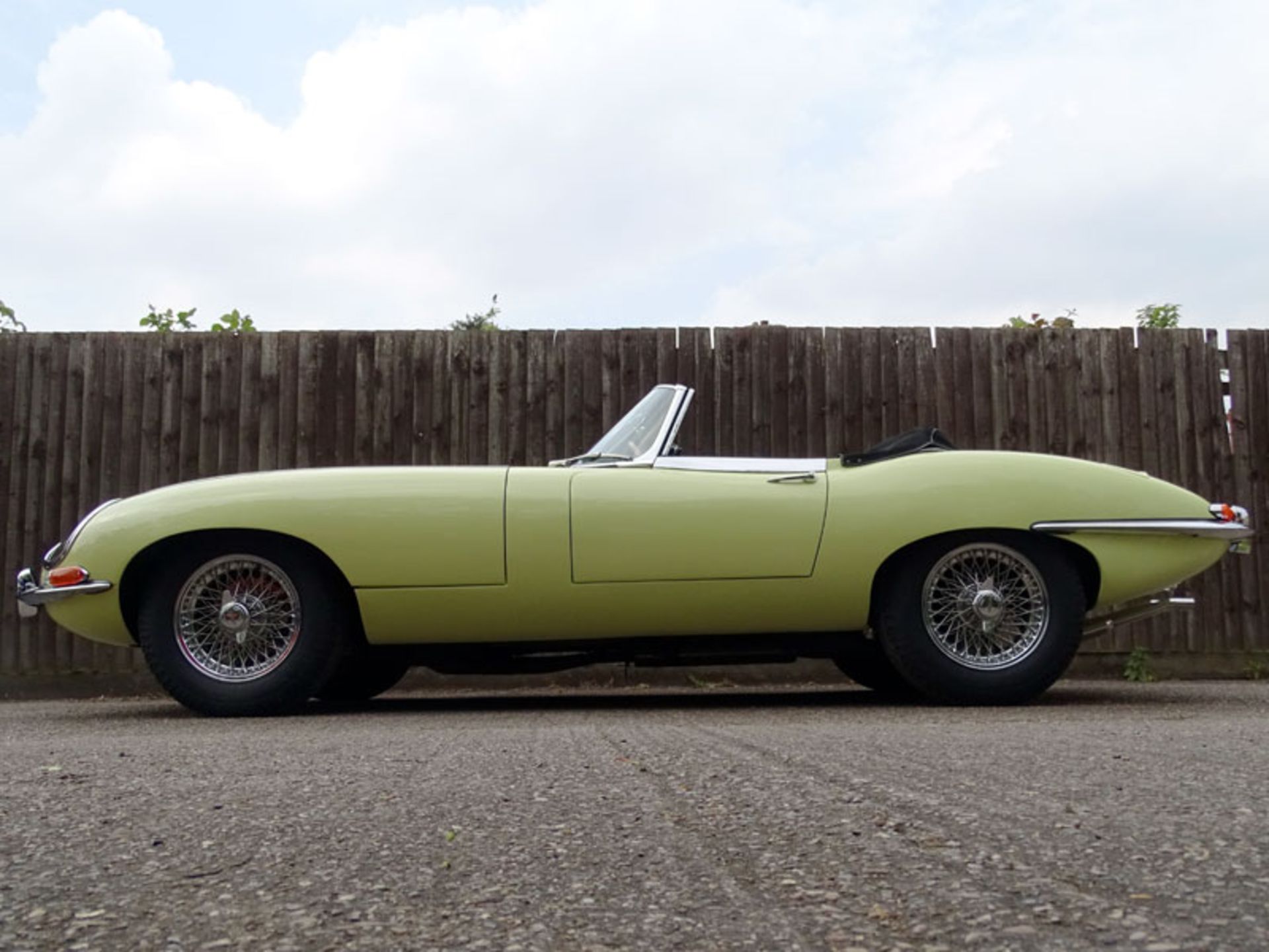 1967 Jaguar E-Type 4.2 Roadster - Image 5 of 14