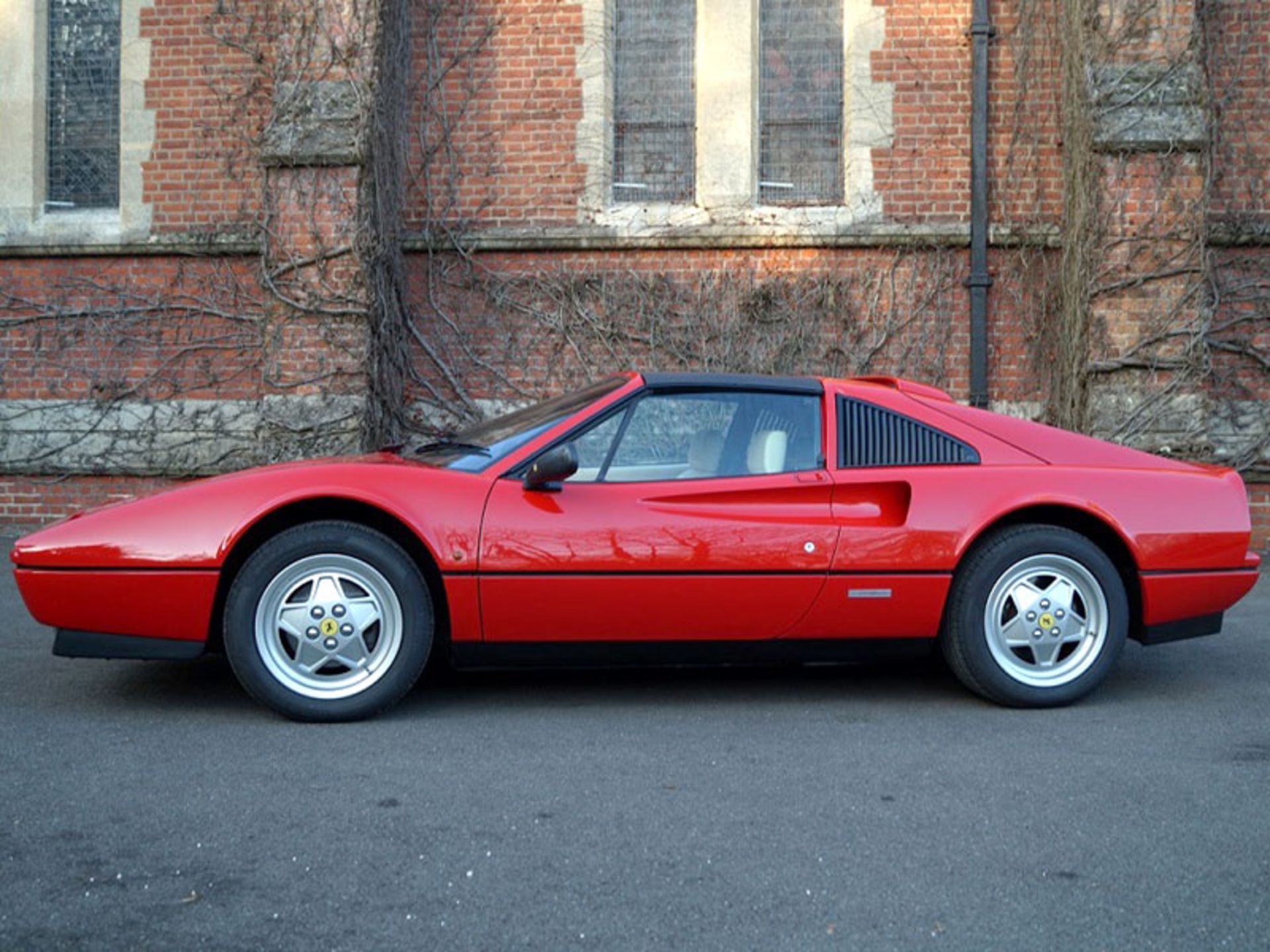 1989 Ferrari 328 GTS - Image 2 of 9