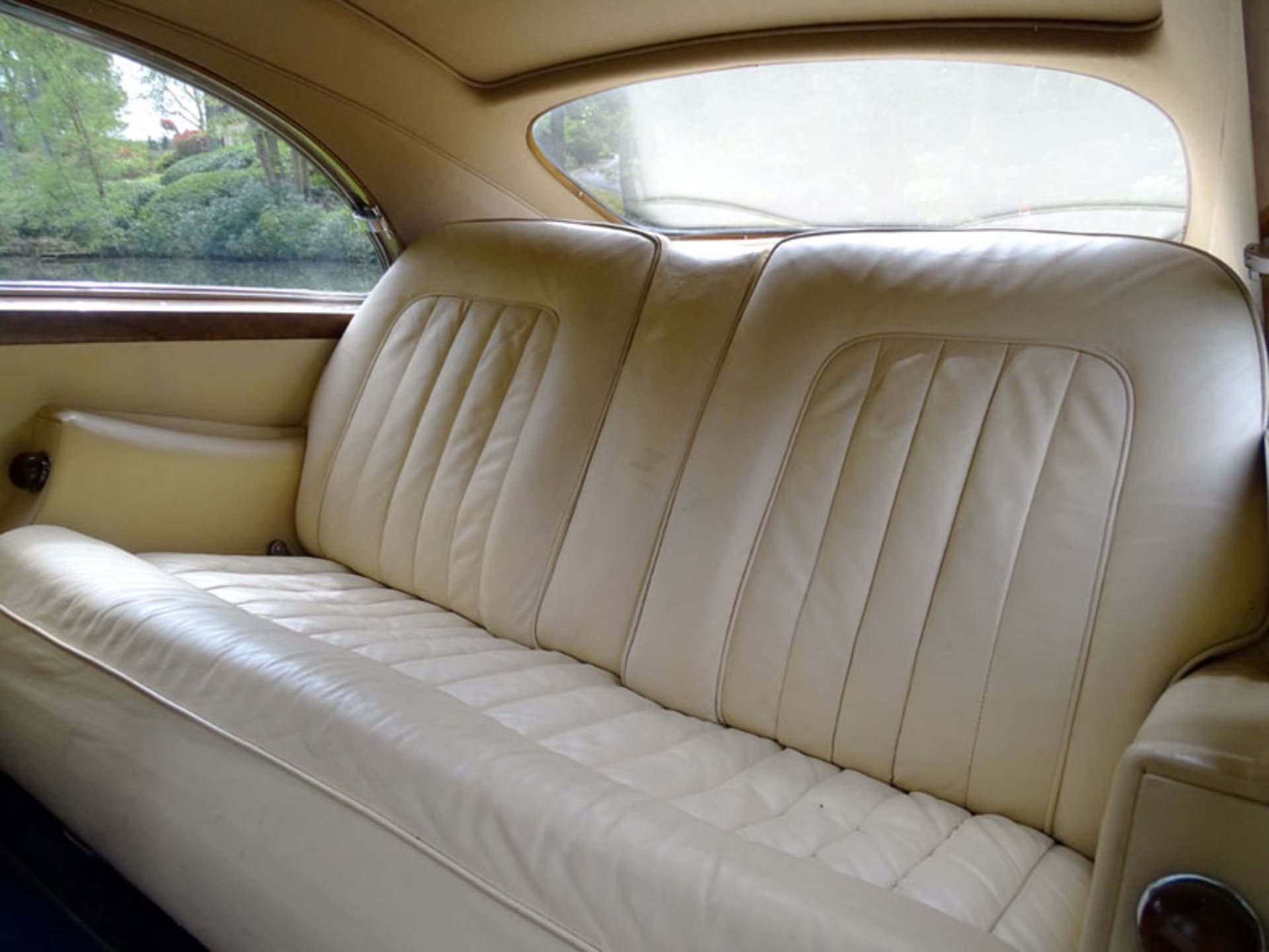 1956 Bentley S1 Continental Fastback - Image 10 of 15