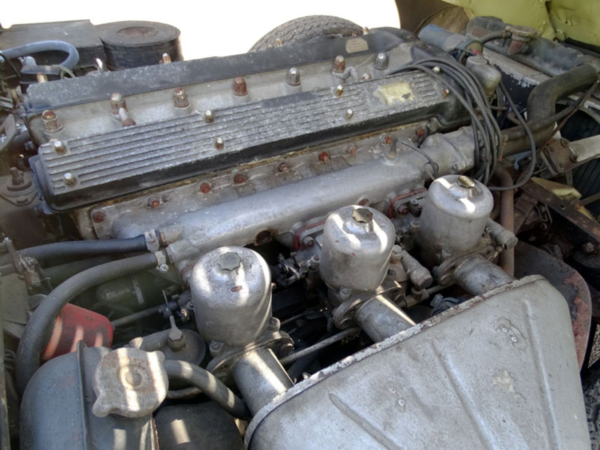 1969 Jaguar E-Type 4.2 Roadster - Image 10 of 12