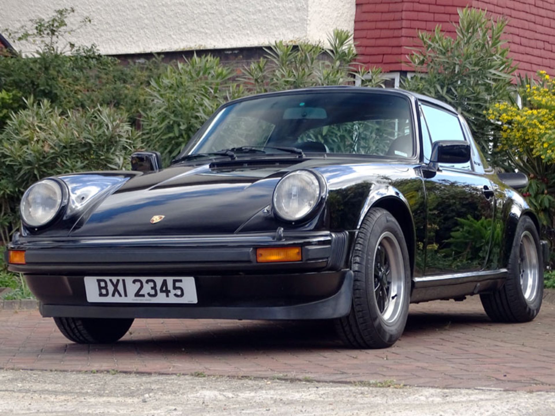 1975 Porsche 911 Carrera 2.7 Targa