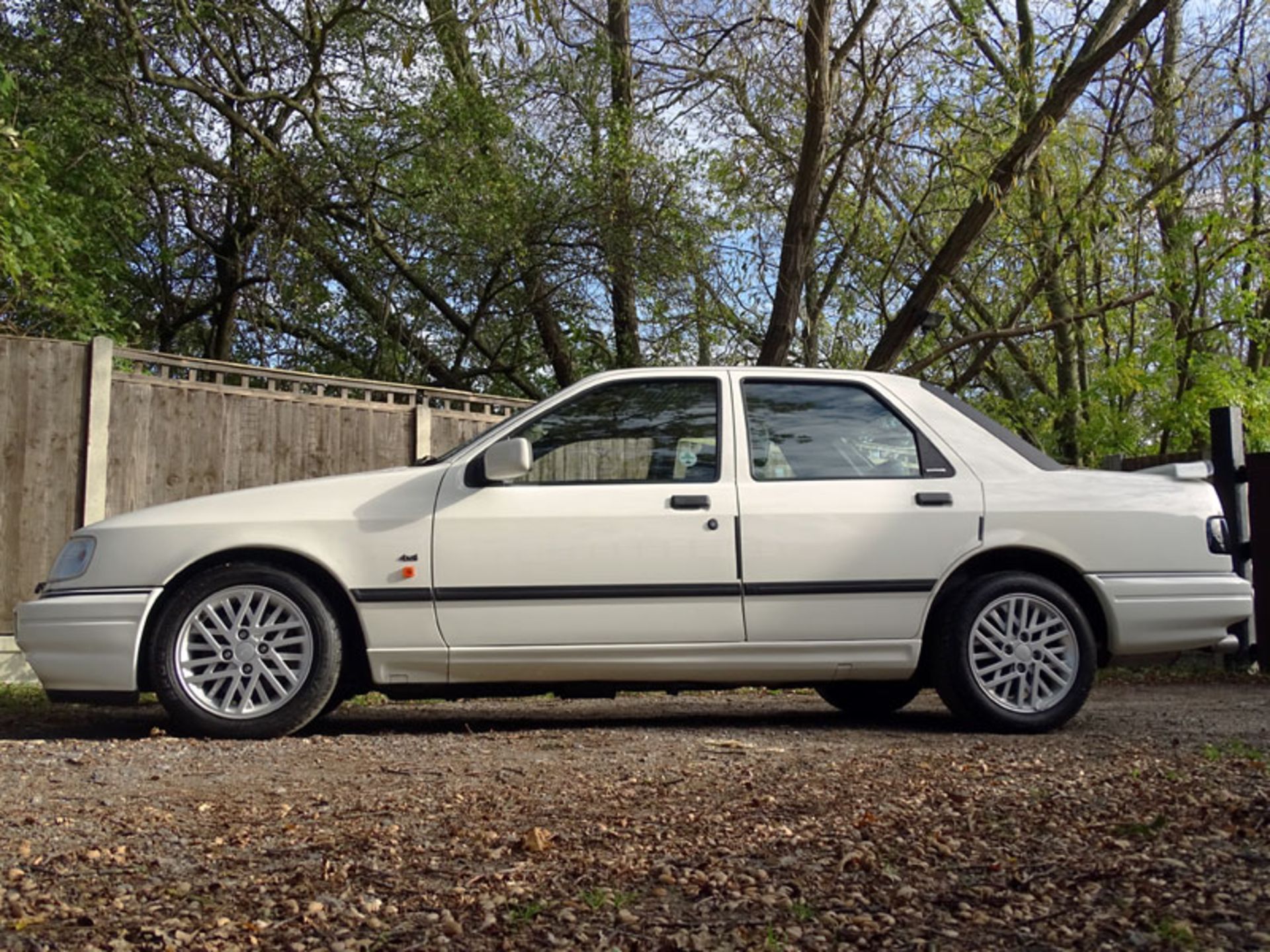 1990 Ford Sierra Sapphire RS Cosworth 4x4 - Image 2 of 8