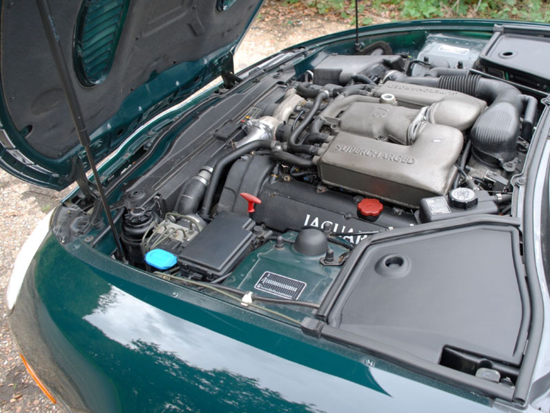 2000 Jaguar XKR Convertible - Image 7 of 7