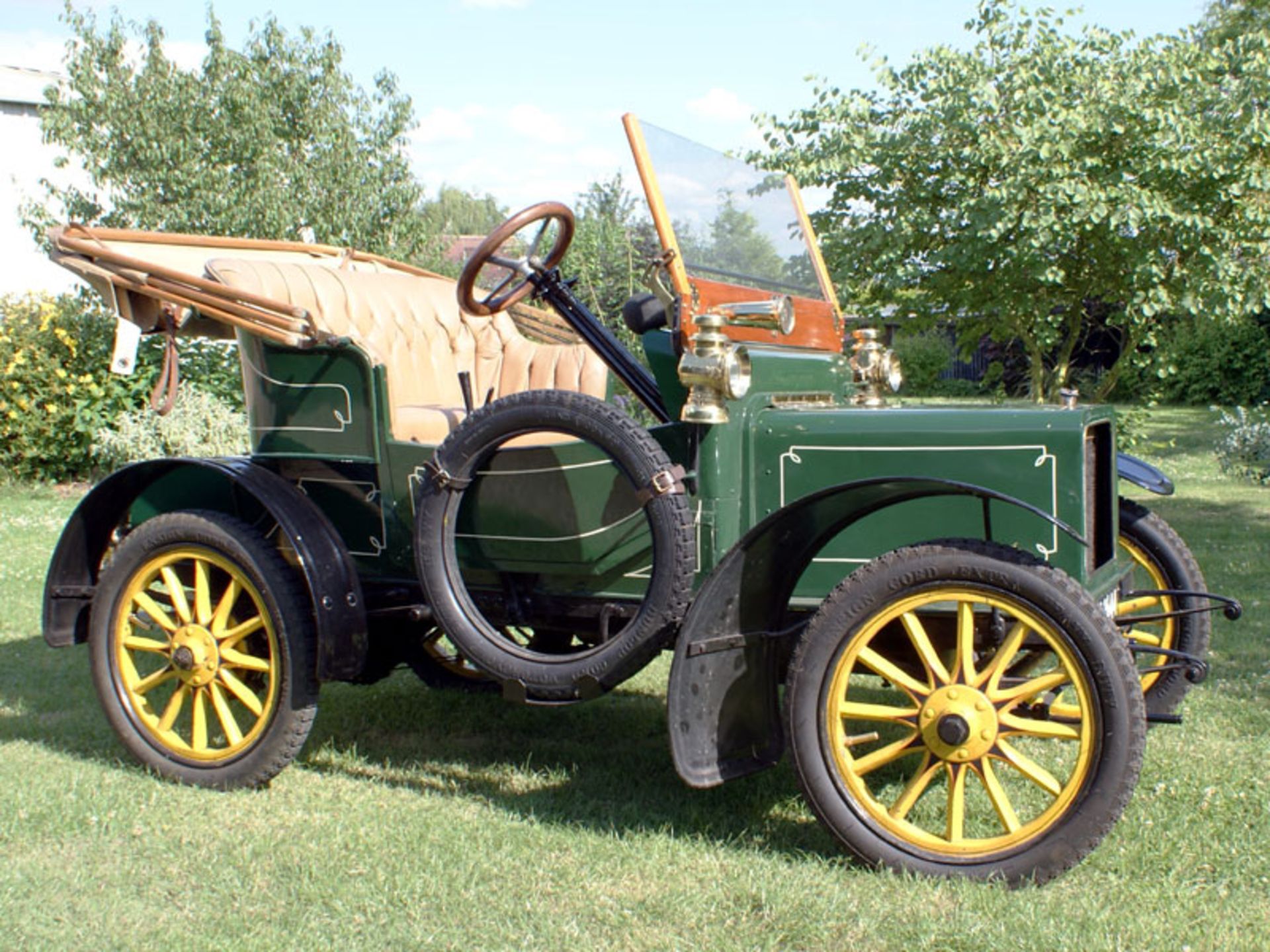 1907 Rover 6hp Tourer - Image 2 of 9