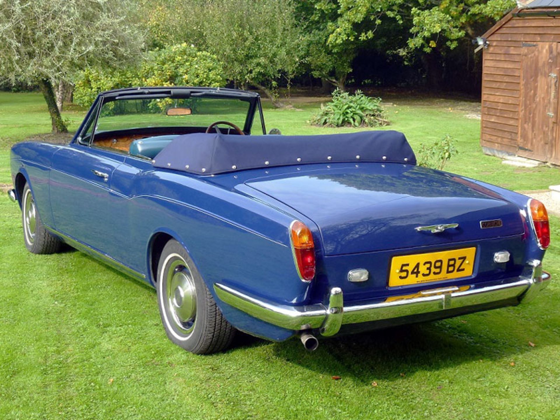 1971 Rolls-Royce Corniche Convertible - Image 4 of 8