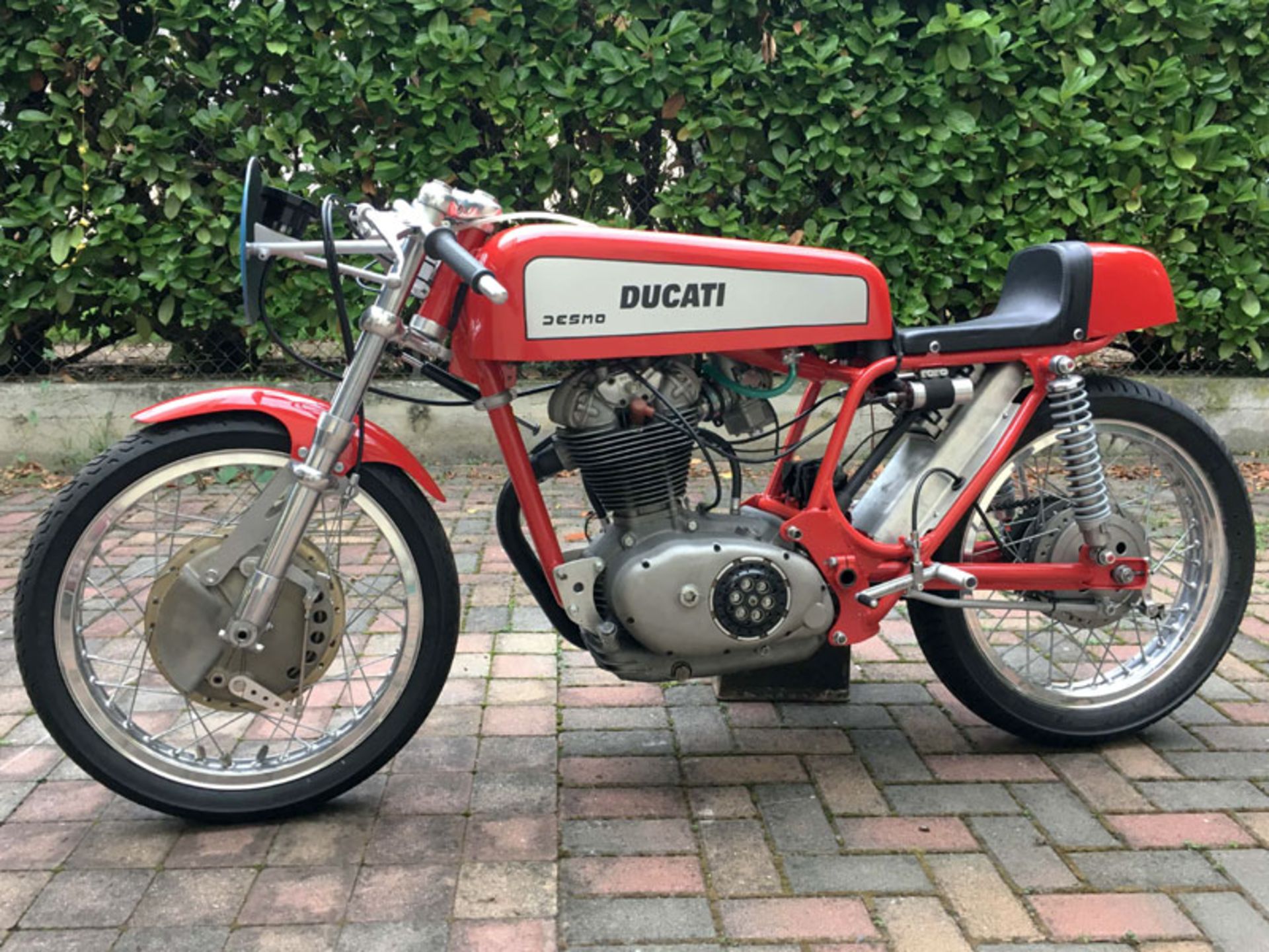 1968 Ducati Desmo - Image 2 of 5