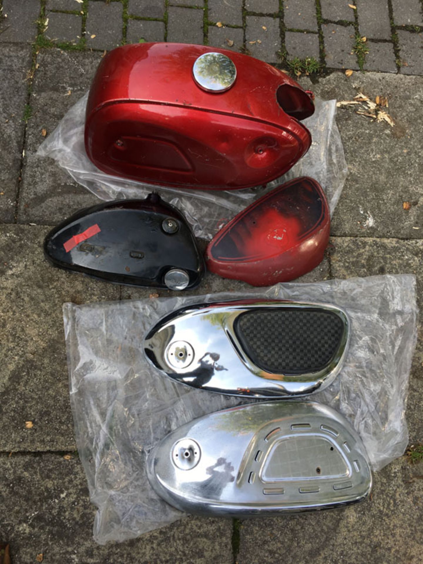 Suzuki T20 Components