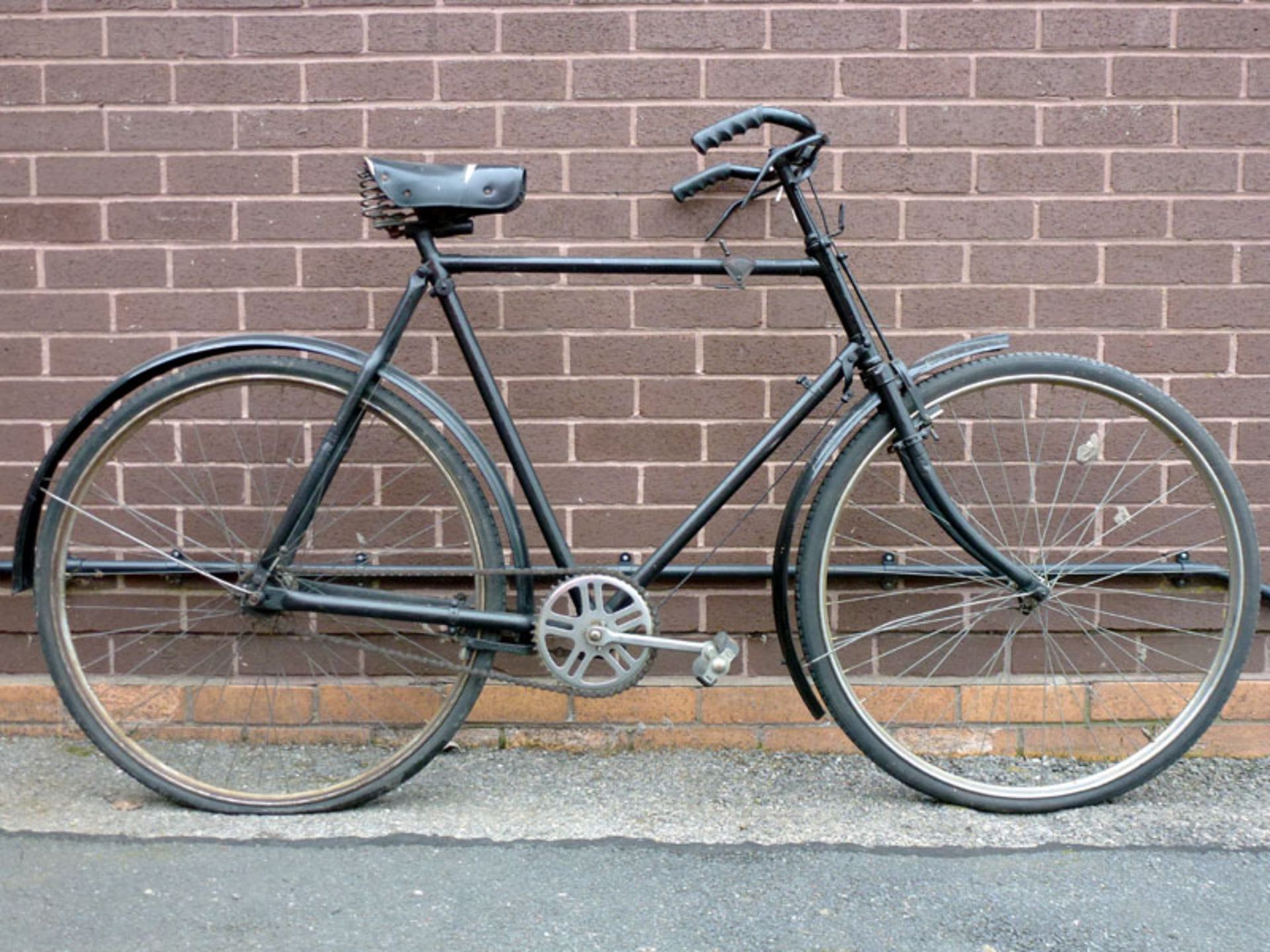 c1934 Gentleman's Roadster Bicycle - Image 2 of 2