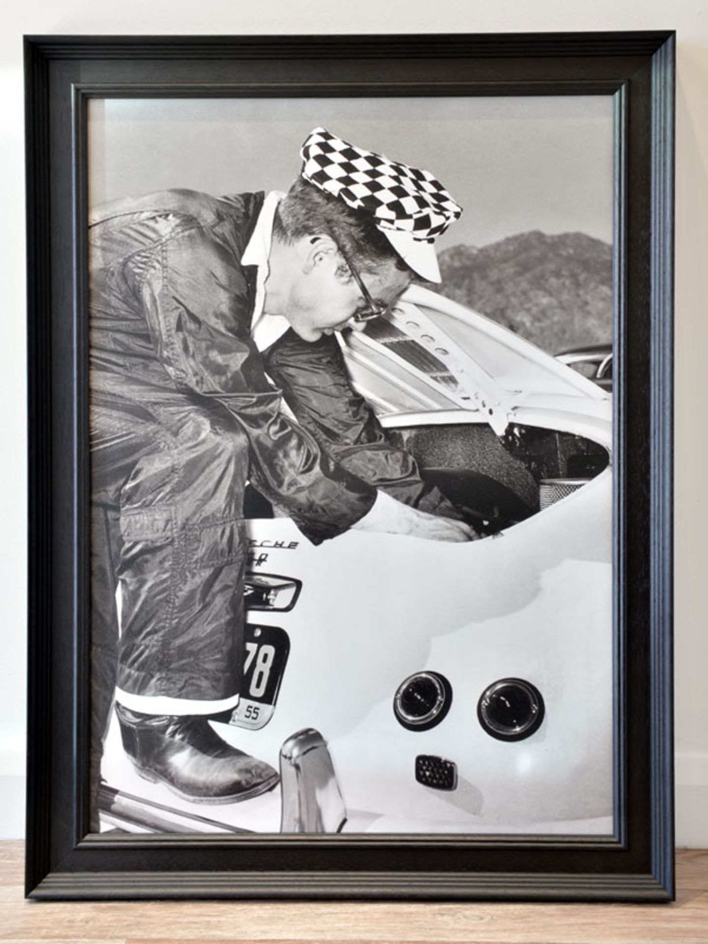 James Dean and his Porsche 356 Speedster'