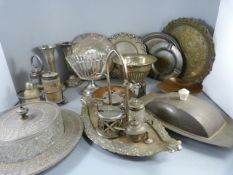 A small quantity of silverplated items to include condiment pots