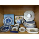 A quantity of commemorative plates and saucers inc Wedgwood and Denby