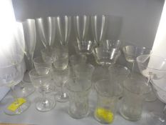 A quantity of glassware to include sets of six