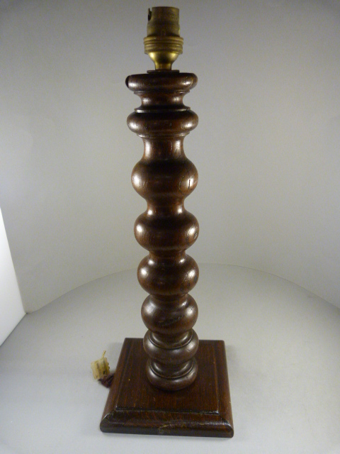 Two mahogany table lamps - Image 3 of 3