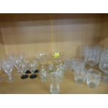 A quantity of various glassware