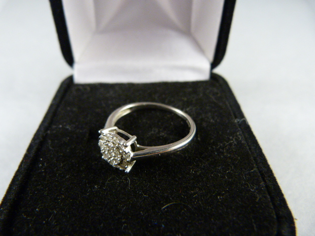 A 9ct White Gold diamond Cluster Ring - Size N - Image 3 of 3