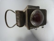 A railway lamp Oldfields Ltd patent No - 20060-14395/11 - type no - 570