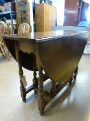 An oak drop leaf table