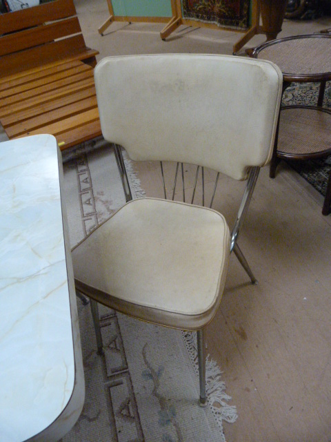 A Formica topped table and matching Faux leather retro chairs - Image 3 of 3