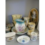 A Small quantity of collectable china to inc Wedgwood, Spode Etc