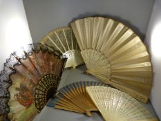 A quantity of vintage hand held fans