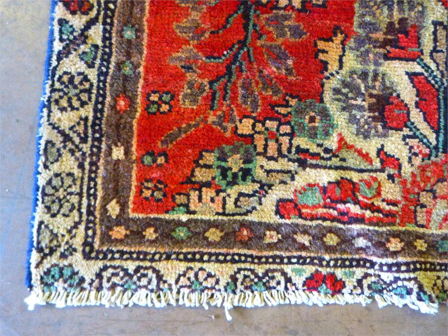 Red Ground Persian Hammadam Runner 3.25 x 1m - Image 3 of 3