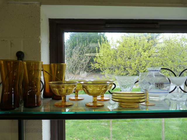 A quantity of mainly amber coloured glassware, and three other pieces - Image 4 of 6