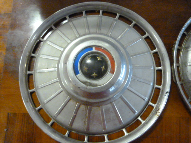 A Set of four Hub Caps from a Ford Zodiac/Corsair 1 missing the badge - 14 inch diameter - Image 4 of 5