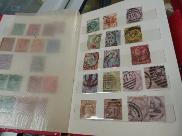 Quantity of stamps British and USA - some mints sets - Image 2 of 9