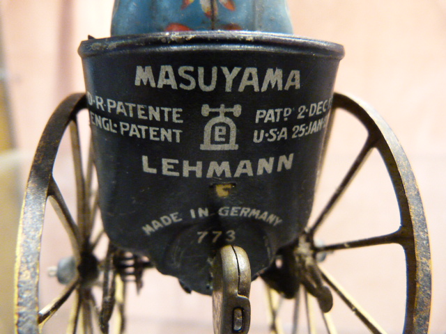 Lehmann clockwork painted tinplate Masuyama rickshaw (773). Length approx. 18cm, height approx. - Image 5 of 9