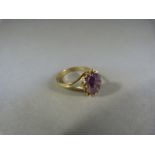 9ct Gold ring set with Amethyst stone - hallmarked total weight - 2.3g