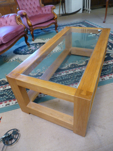 An oak glass topped coffee table - Image 2 of 2