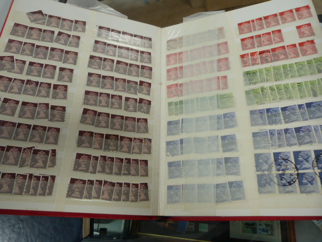 Quantity of stamps British and USA - some mints sets - Image 9 of 15