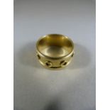 9ct gold 10mm wide band ring 8.1g
