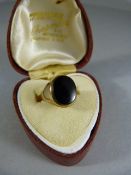 9ct Gold gentlemans ring set with black onyx stone Hallmarked London - total weight 3.0g