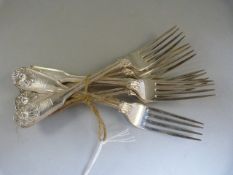 6 Silver kings pattern dessert forks by Holland Aldwinkle & Slator dated 1909. Each spoon engraved