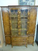 Yew Wood dresser / drinks cabinet with cupboards to side and drawers below