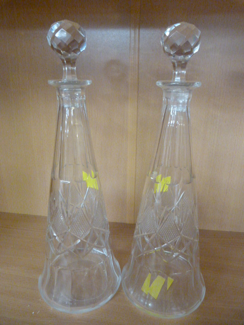 Pair of Cut Glass crystal decanters - Image 2 of 2