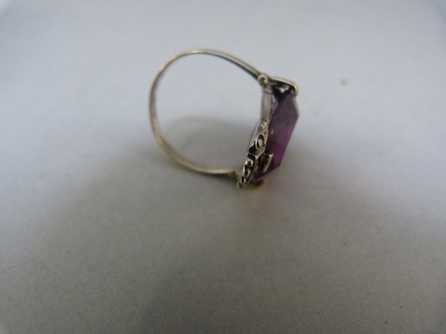 Vintage silver (marks rubbed away) Paste amethyst and marcasite ring UK - M USA 6 Gross weight 4.6g - Bild 2 aus 4