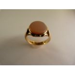 15ct Gold Birmingham 1866 Sardonyx Gents signet ring - The oval stone is approx 12mm Wide and the