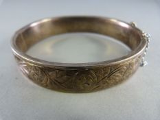 12.6mm Wide silver Birmingham 1942 hallmarked half bangle. approx 17.6g