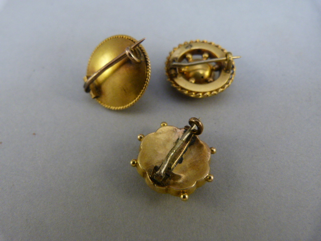 Three small victorian brooches set in yellow metal (unmarked gold?) 1 approx 17.3 diameter central - Image 4 of 4