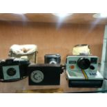 Collection of vintage cameras - to include Brownie 127, Polaroid Land camera etc