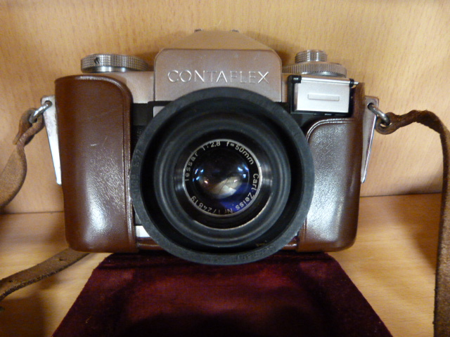 Quantity of cameras in cases with extra parts - to include Hasselblad, Zeiss, Canon, Lumasix etc - - Image 14 of 20