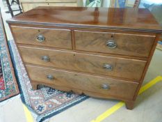 Mahogany chest of 5 drawers