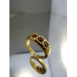 18ct Gents Garnet Ring Total approx weight 7.8g