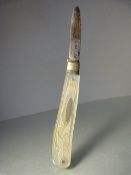 Mother of pearl handled fruit knife with Sheffield hallmarked silver blade